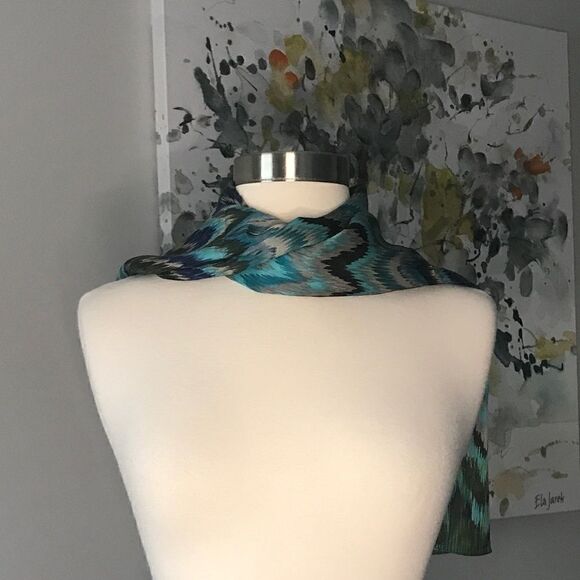 Echo Blue/Brown Chevron Print Scarf - Picture 7 of 8
